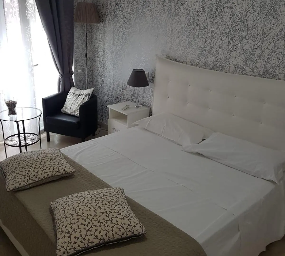Guest house Ruggero Settimo Gallery Palermo